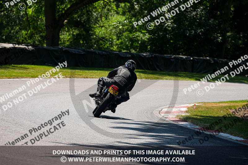 cadwell park;cadwell park photographs;cadwell trackday photographs;enduro digital images;event digital images;eventdigitalimages;peter wileman photography;racing digital images;trackday digital images;trackday photos